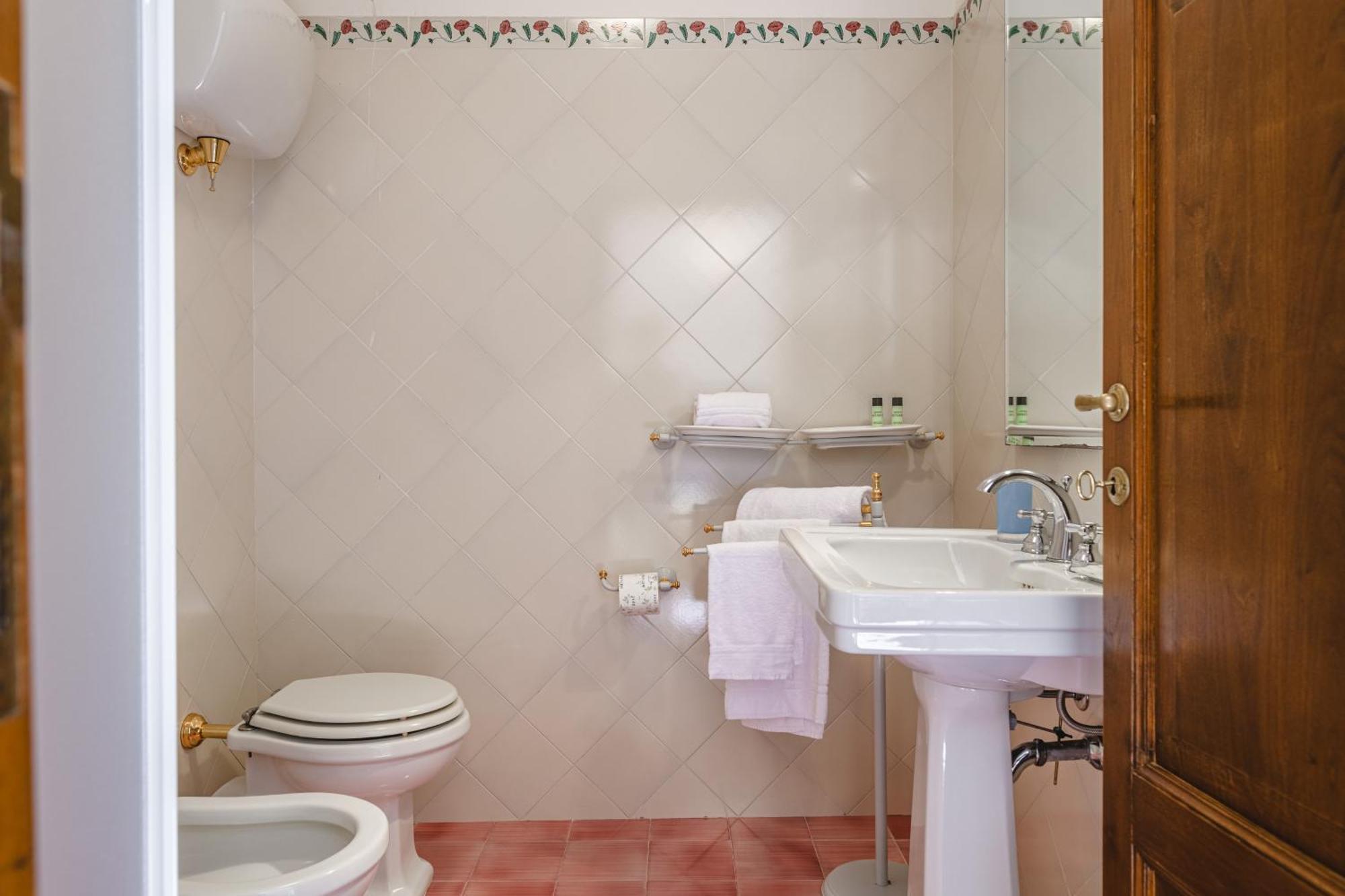 Foresteria Poggio Bonelli Кастельнуово-Берарденґа Екстер'єр фото